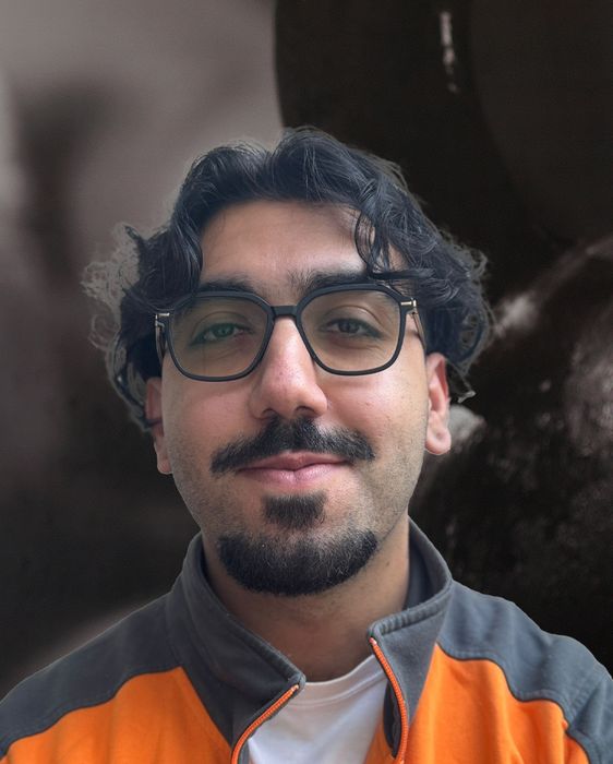Arian Aminian - Service